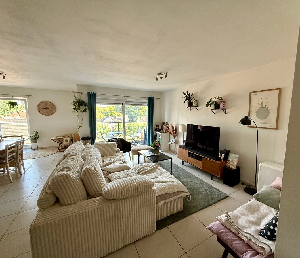 Appartement 2 chambres avec terrasse et parking 