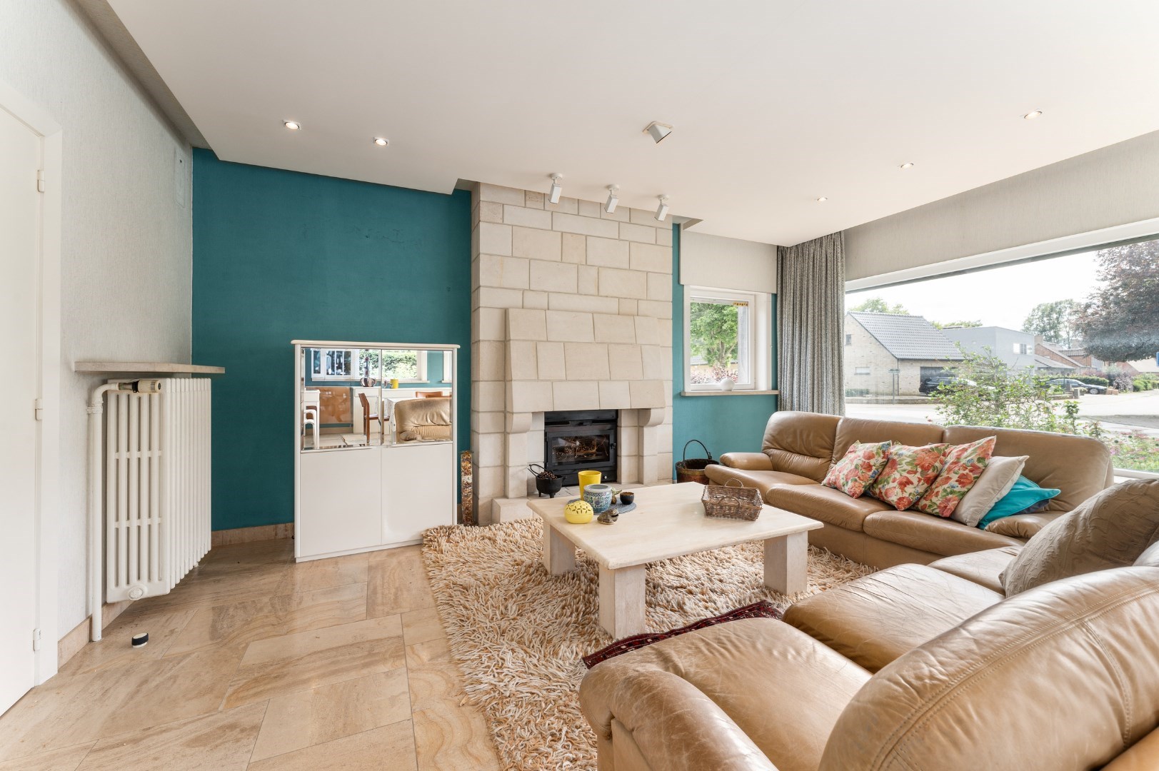 Centraal gelegen lichtrijke villa met 3 slpk, tuin en garage, Torhout 