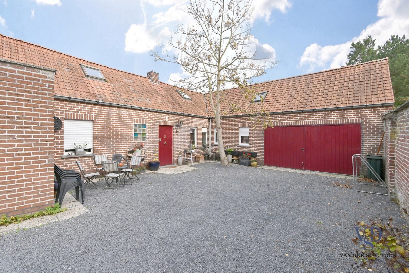 Landelijke woning te Kerkgate Mater. 