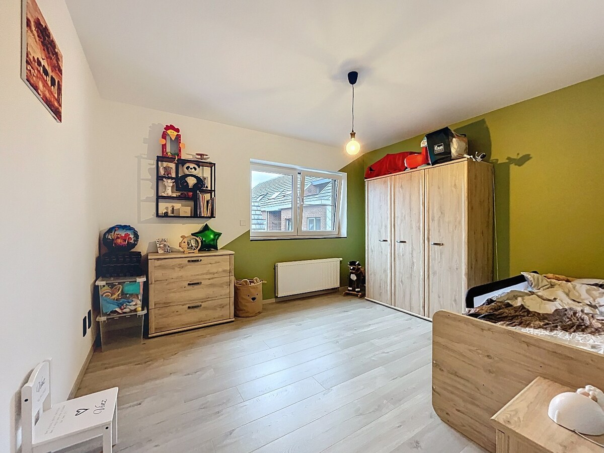 Recente (2017) gezinswoning met garage en tuin te Borsbeke 