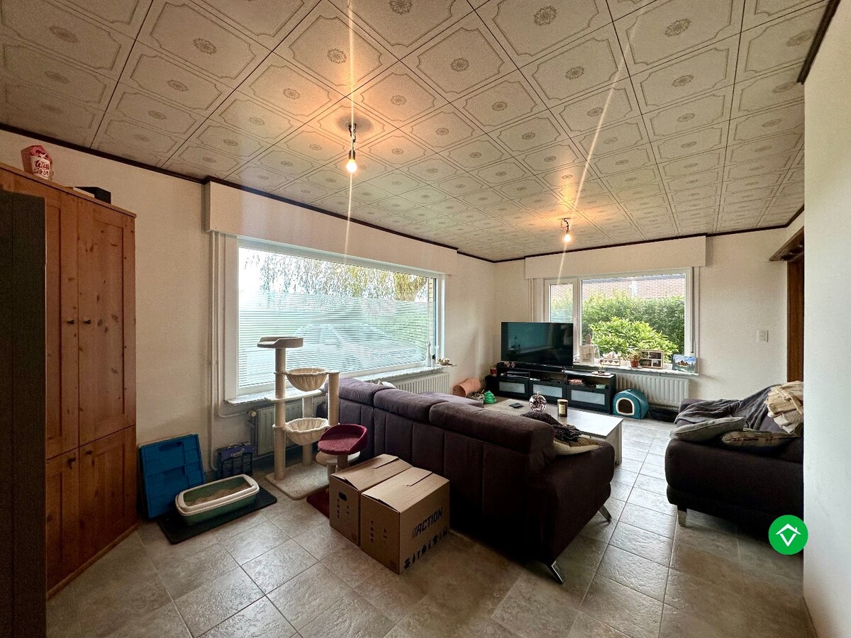 Alleenstaande woning met 2 slaapkamers en inpandige garage 