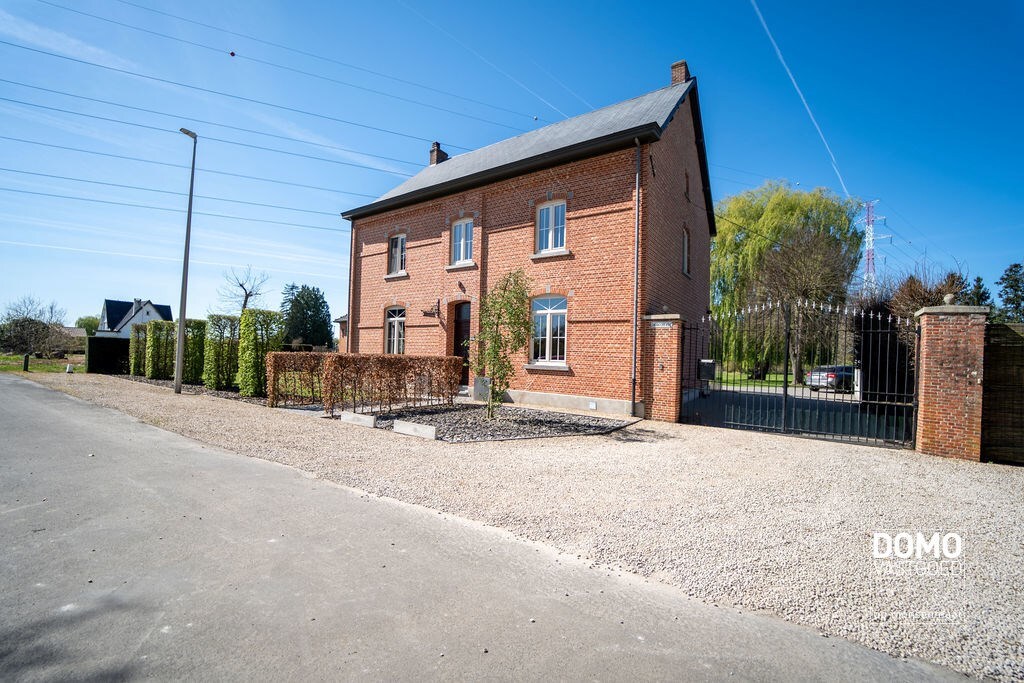 Ruime gerenoveerde woning met voldoende ruimte en tal van mogelijkheden 