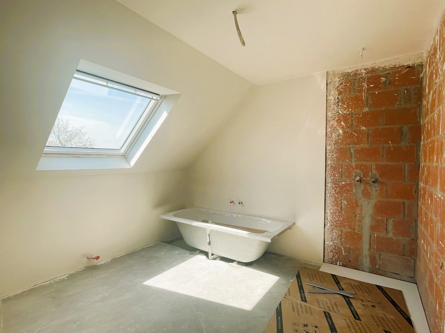 Ruime nieuwbouwwoning met 3 slaapkamers en garage 