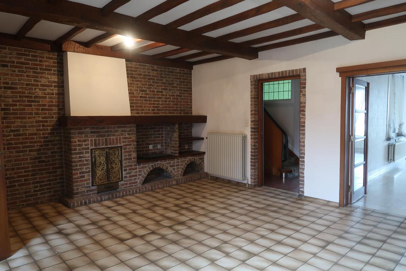 Verrassend ruime woning vlakbij het centrum van Houthulst 