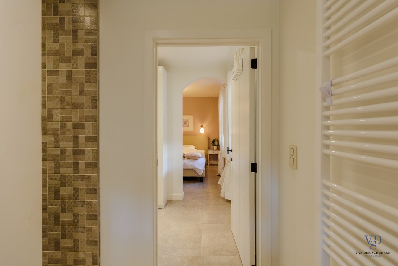 Hedendaagse villa in landelijke stijl 