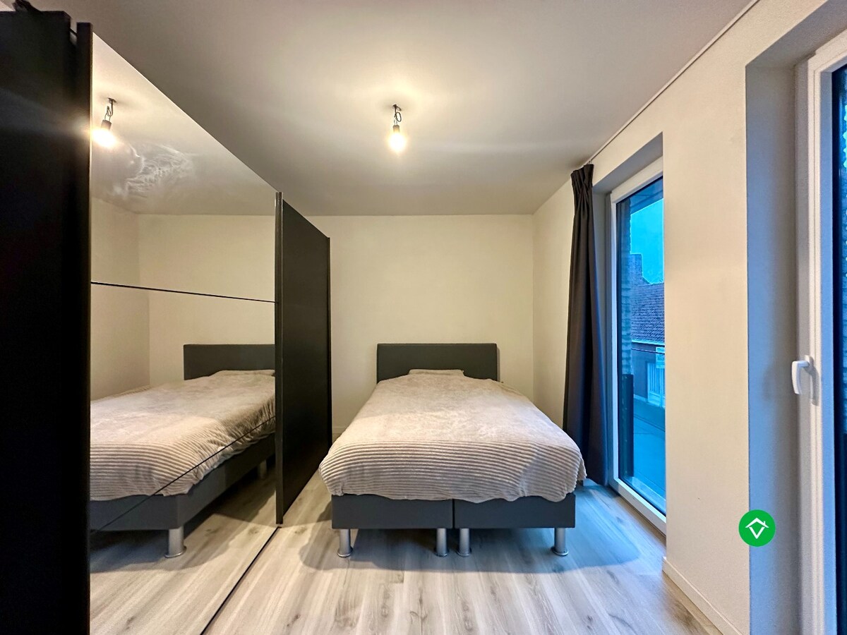 Recent nieuwbouwappartement met 2 slaapkamers te Koekelare 