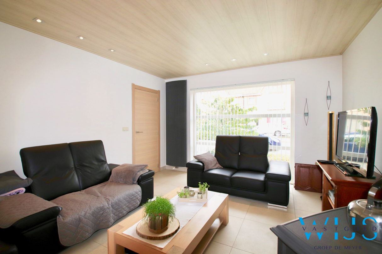 Super gezellige instapklare woning in Hartje Assenede ! 