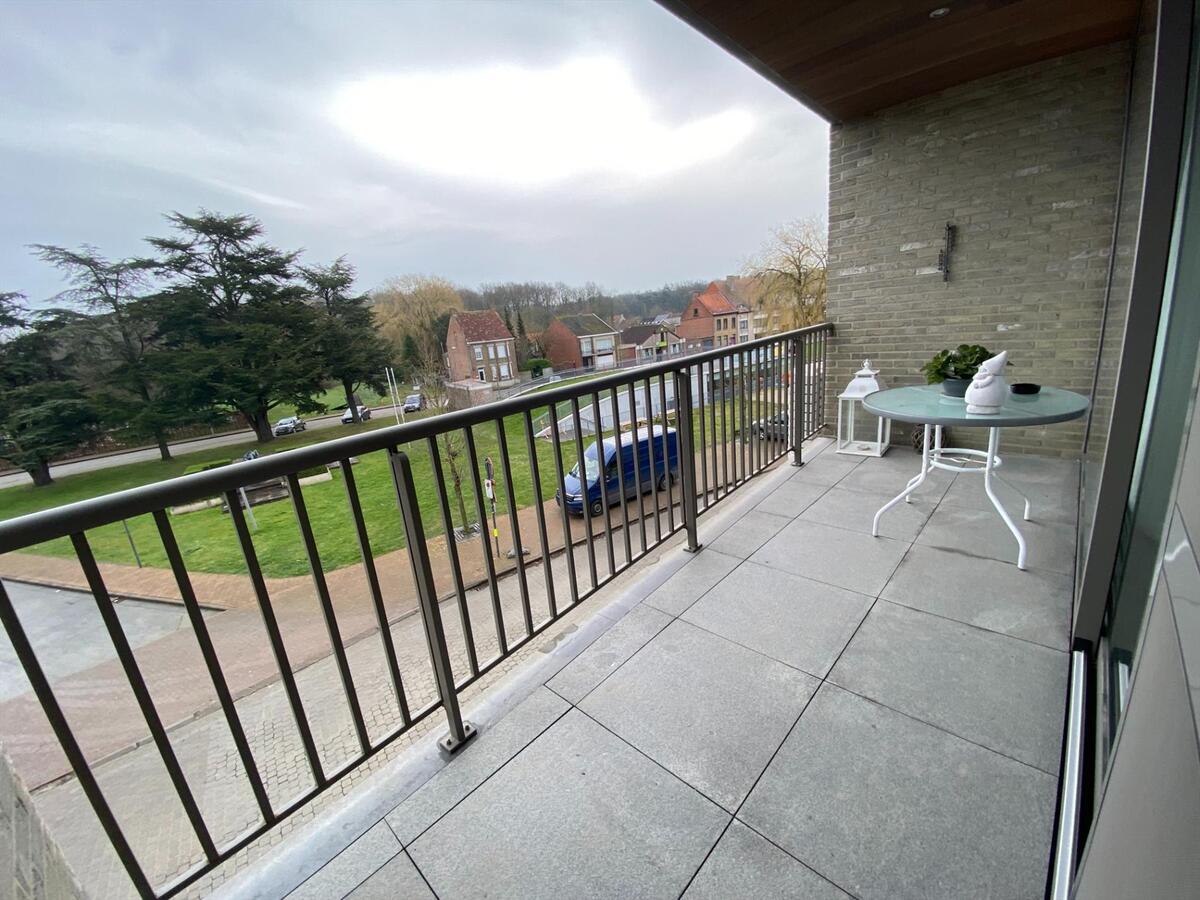 Hoogwaardig afgewerkt appartement op de markt in Houthulst 