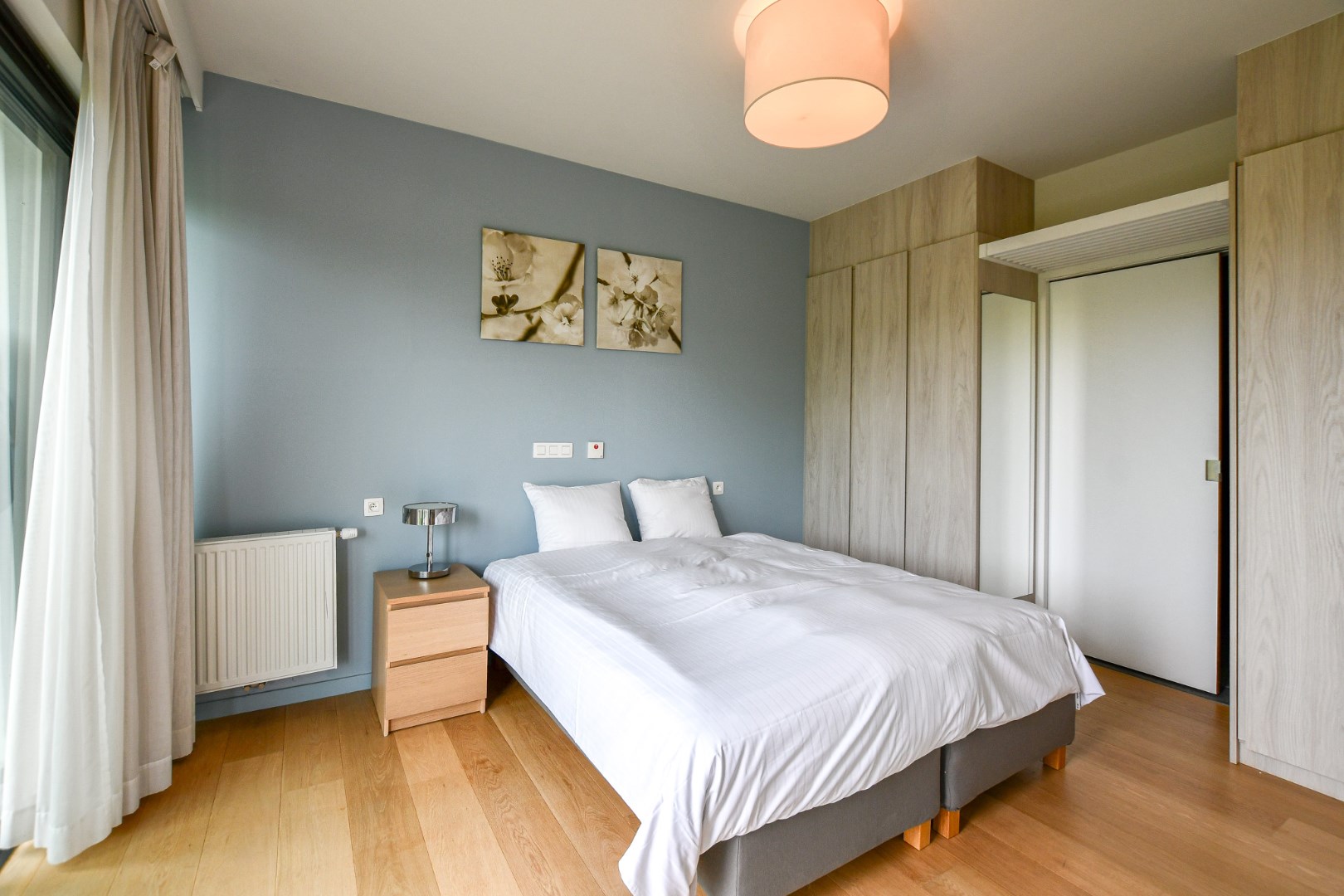 Moderne assistentiewoning met ondergrondse berging en parkeerplaats in De Haan, vlakbij strand, duinen en zee 