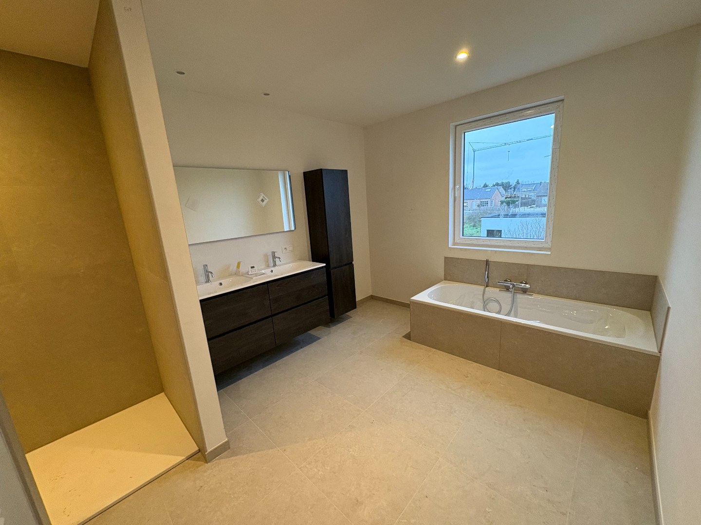 Nieuwbouw halfopen bebouwing op toplocatie nabij het centrum 