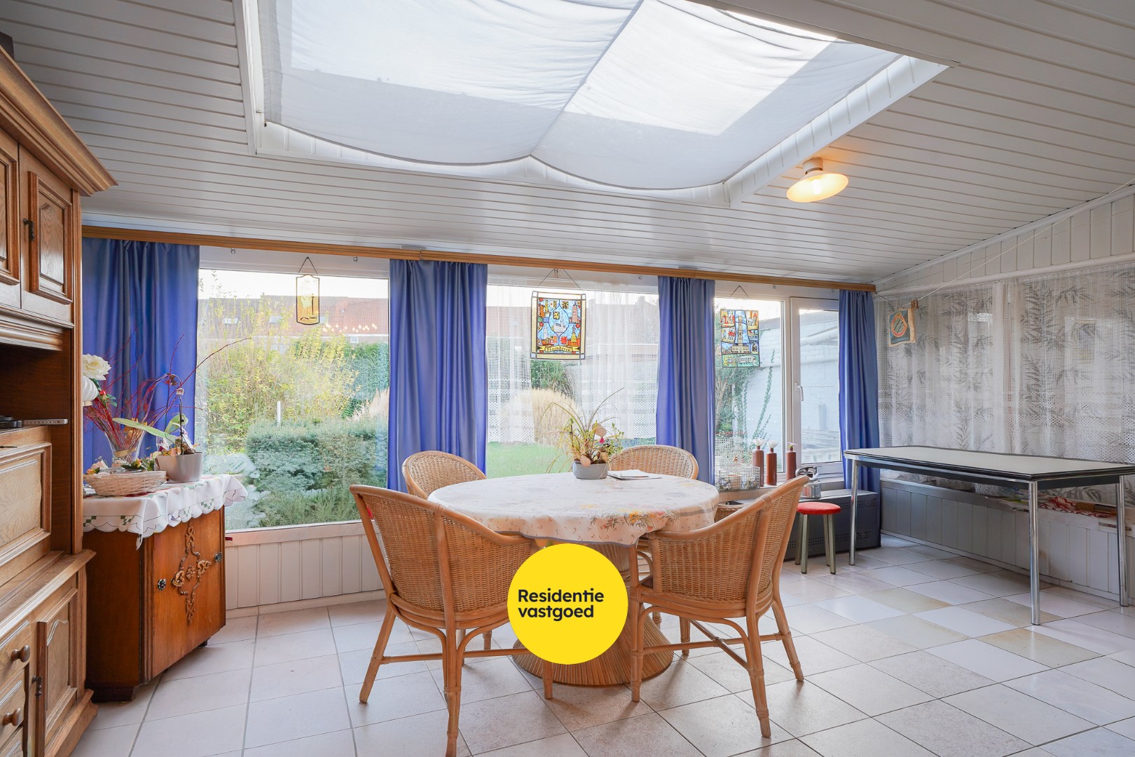 Ruime woning met zuidgerichte tuin te Sint-Michiels 