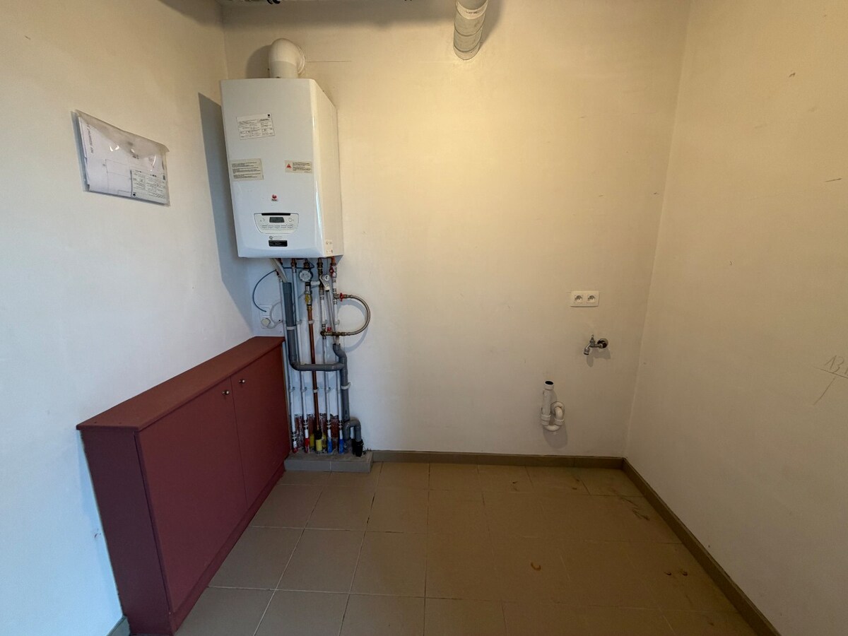 Aangenaam 1-slpk-appartement met terras en garage. 