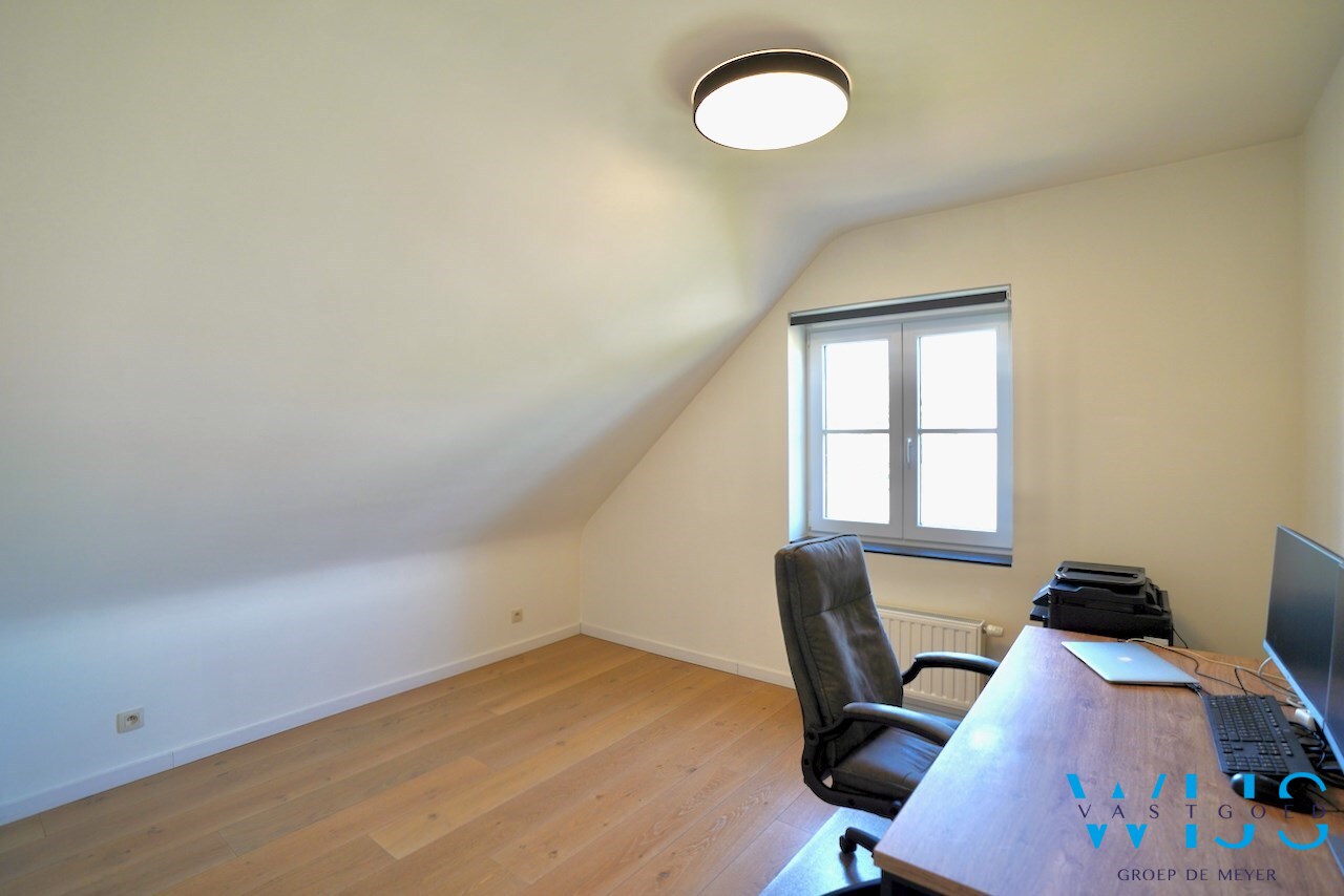 Landelijk woonhuis op TOPlocatie te Ertvelde ! 