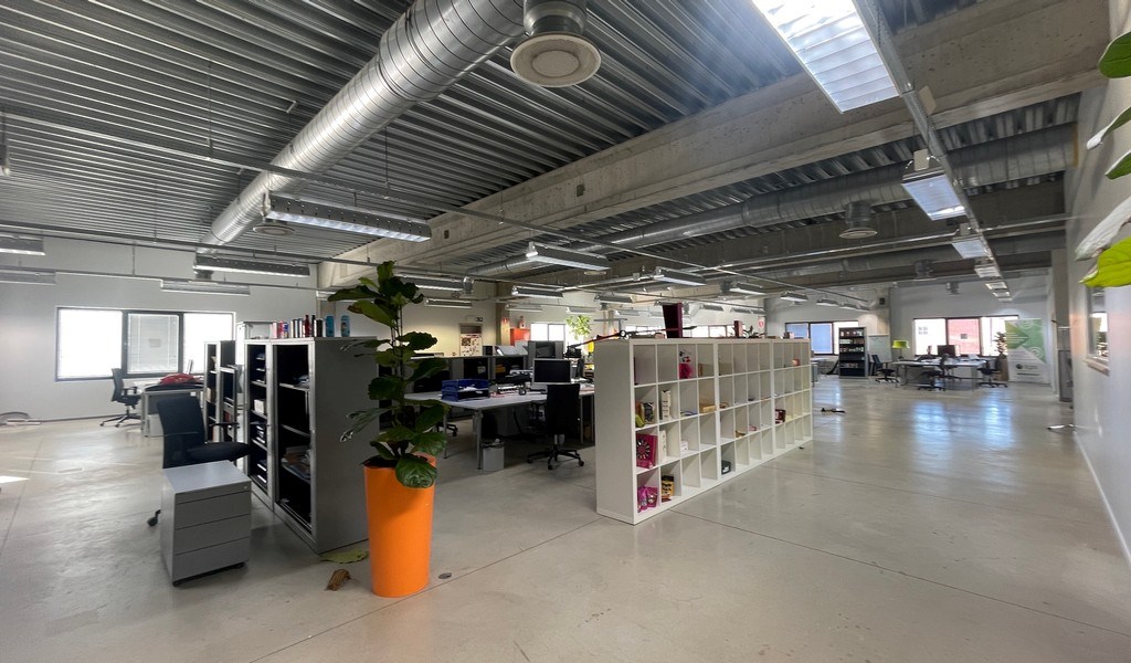 Kantoren te huur in KMO-park op Linkeroever in Antwerpen