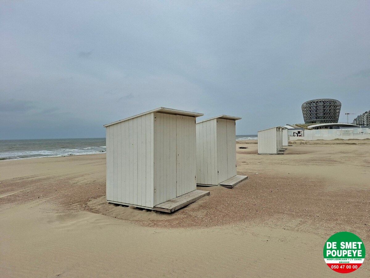 Prachtig gerenoveerd appartement op de zeedijk 