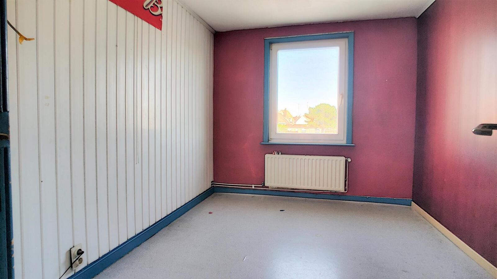 Te renoveren (handels)woning in het centrum - Heist 