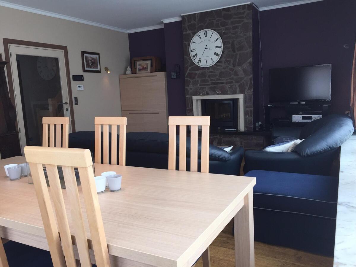 CENTRAAL GELEGEN RUIME HALF OPEN BEBOUWING MT MOOIE TUIN 