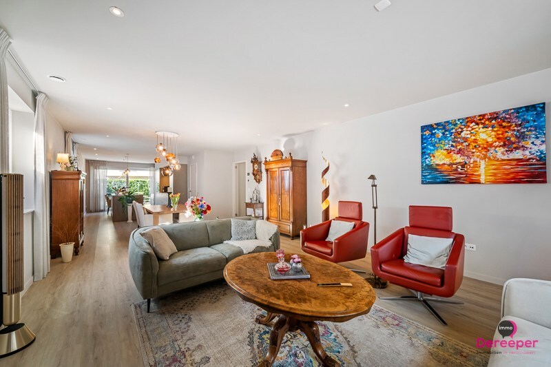 Prachtig instapklaar energiezuinig gelijkvloers appartement (2023) met tuin en 3 slaapkamers 