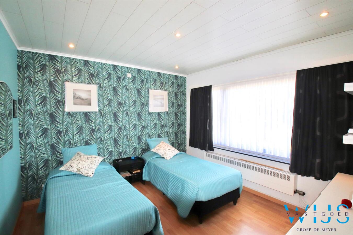 Super gezellig en ruim woonhuis met prachtige zonnige tuin ! 