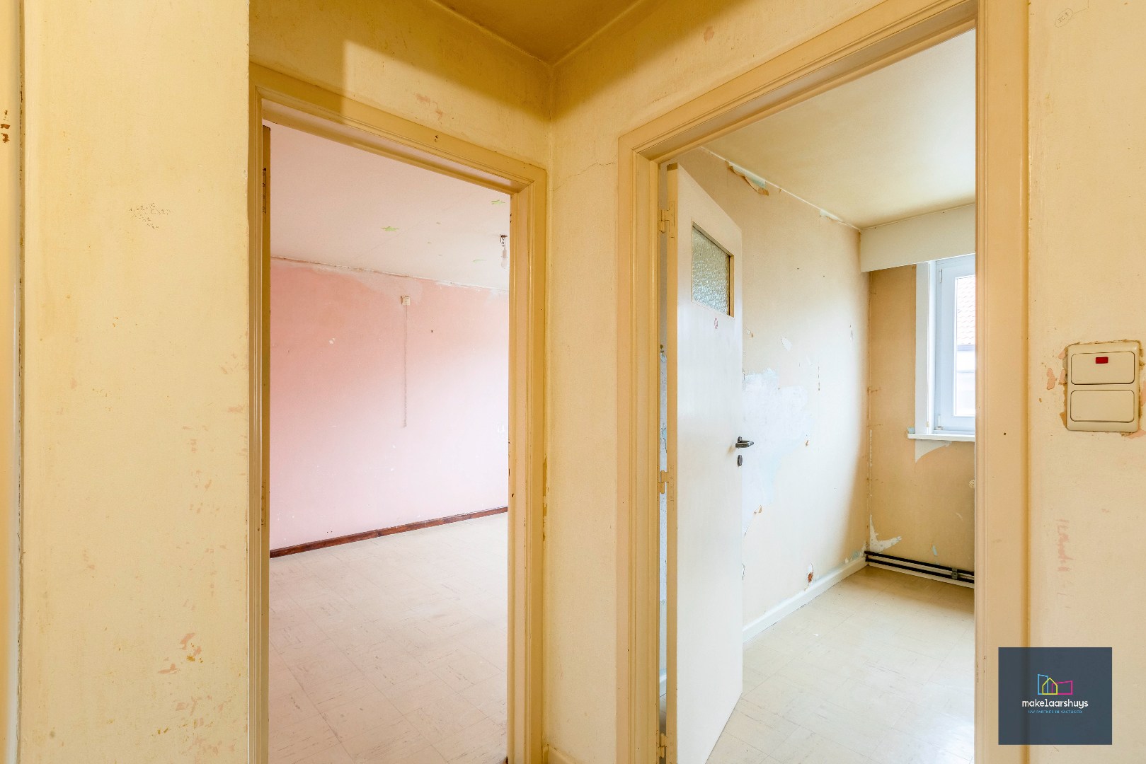 Te renoveren HOB met garage in Mariakerke 