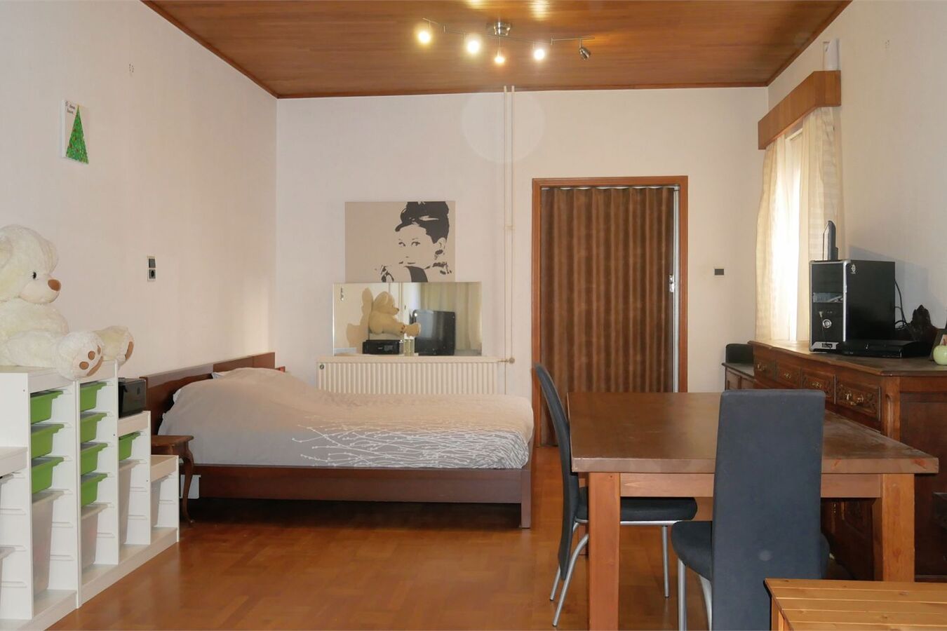 Karakteristieke, ruime gezinswoning op 930 m² 