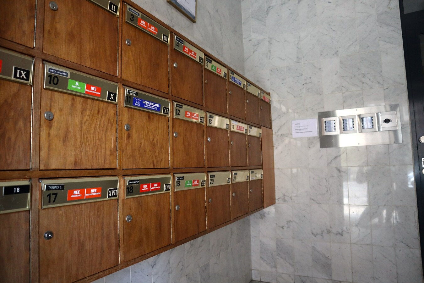 Mooi en goed onderhouden appartement met 2 slaapkamers (incl autostaanplaats) te Tienen 