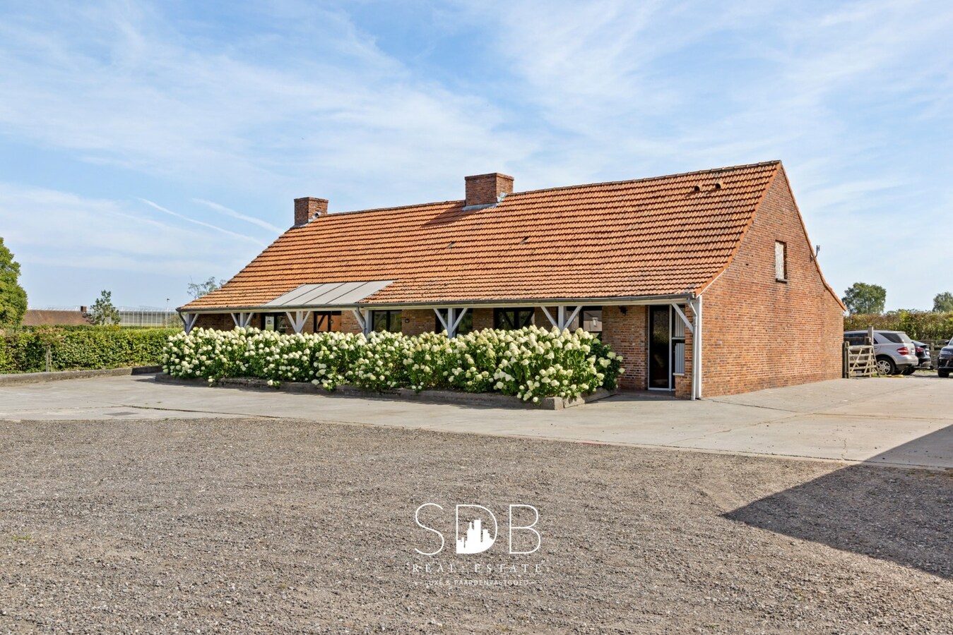 Prachtige landelijke woning met hippische accommodatie op 2,5hectare 