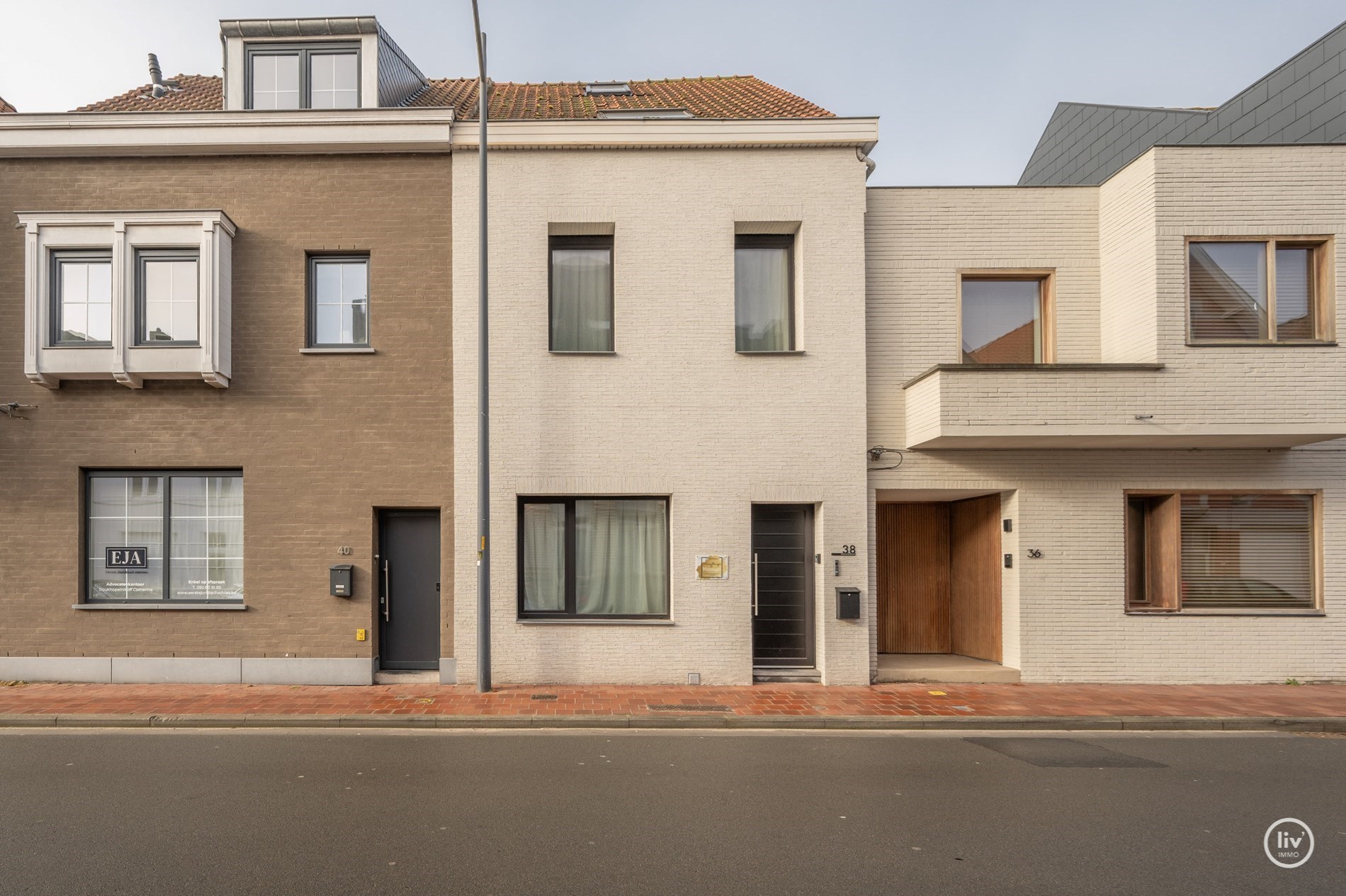 Maison authentique rénovée avec jardin orienté sud-ouest. 