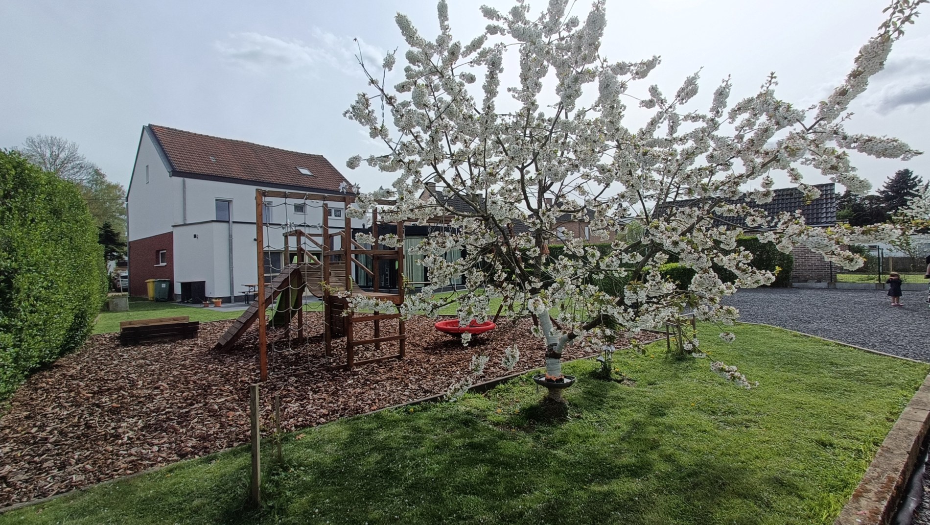 Mooie recent gerenoveerde ruime villa in Lubbeek met een bewoonbare oppervlakte van 310 m² - EPC  96KWH/m2 