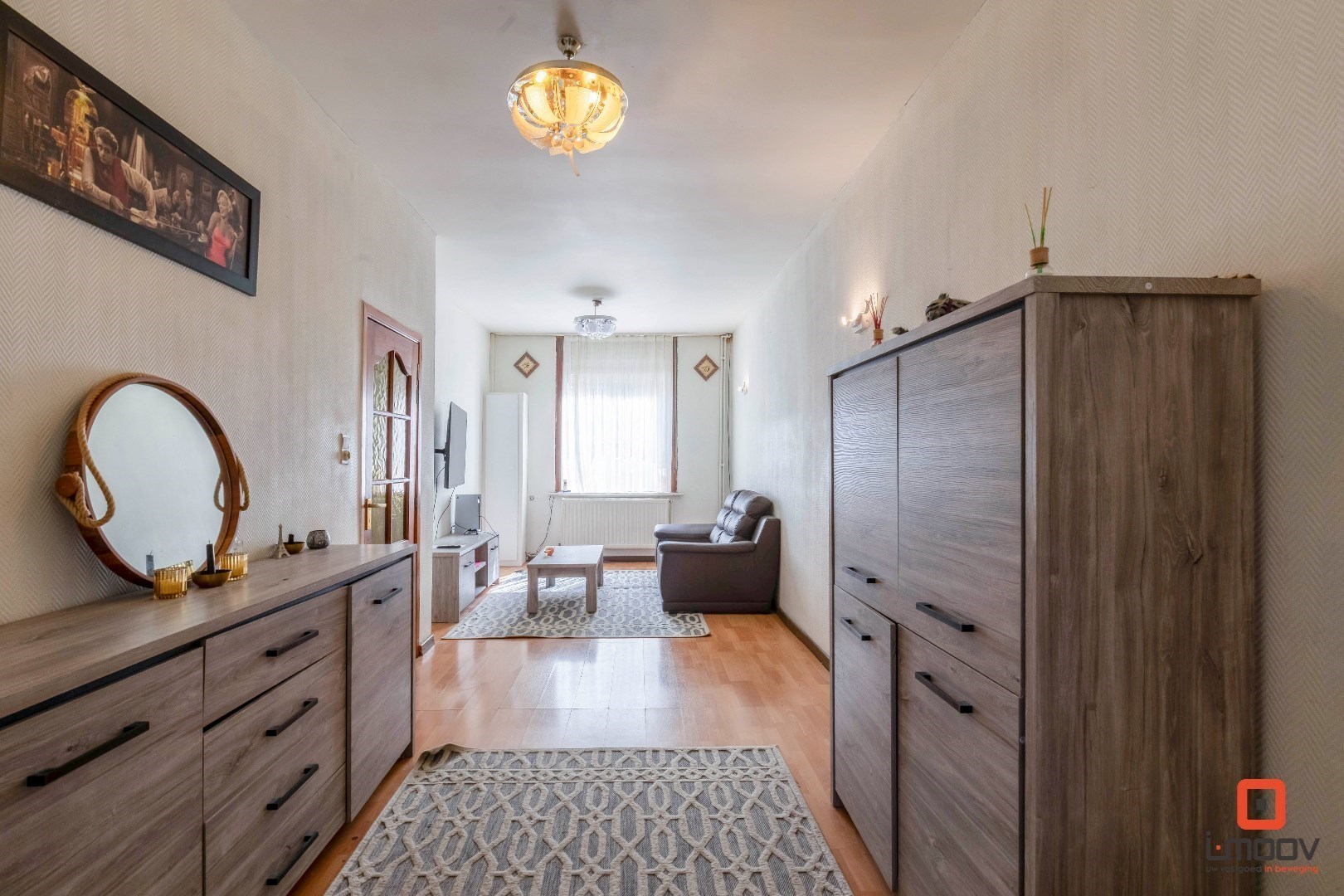 Rijwoning met 4 slaapkamers en koer vlakbij het centrum van Sint-Amandsberg 