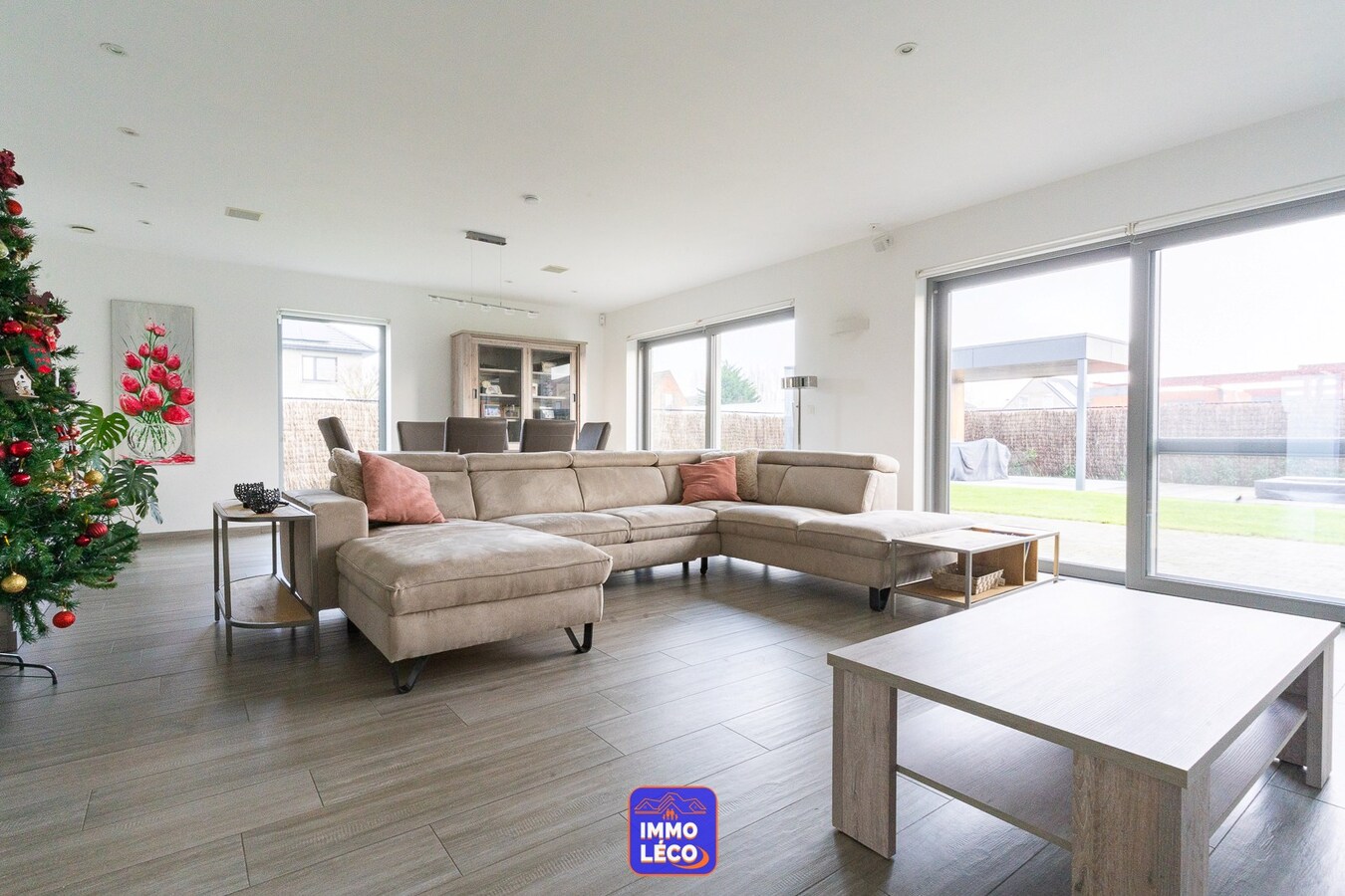 Grande Villa de standing développant une surface habitable de 435m², dans un clos résidentiel prisé ! 