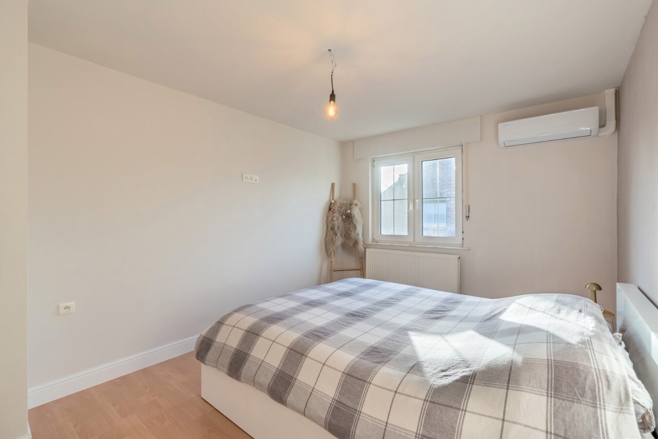 Prachtige ruim gerenoveerde woning. 