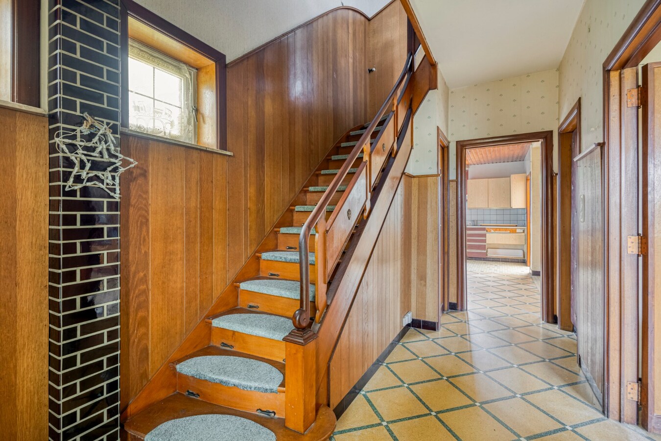 Te renoveren woning met tuin te Haasrode (Oud-Heverlee ) - 3 slaapkamers 