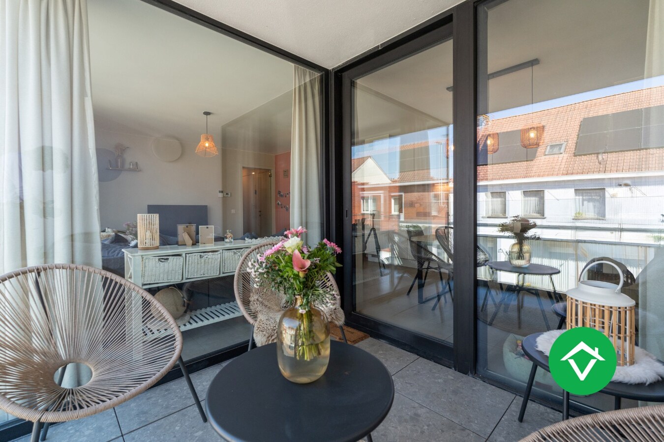 Recent nieuwbouwappartement gelegen op topligging te Eernegem 