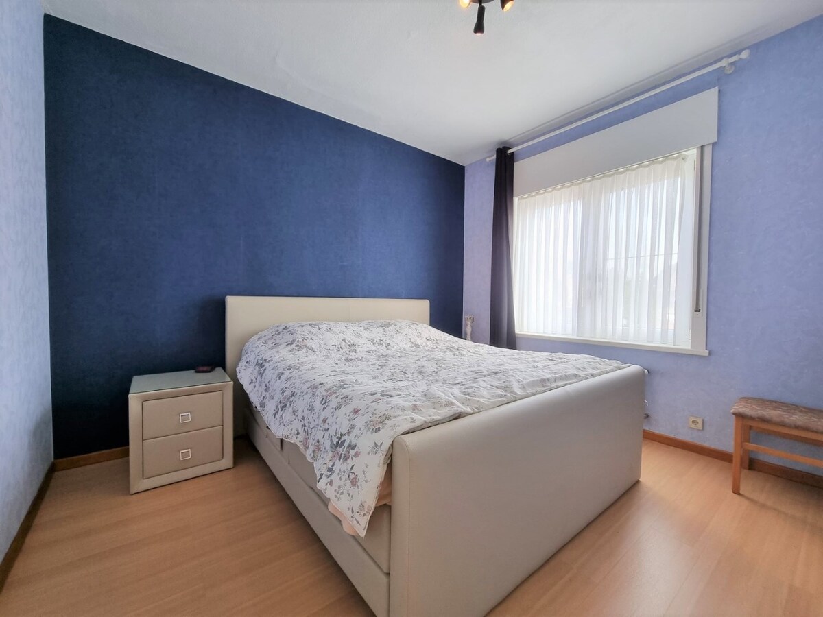 Goed gelegen, instapklare halfopen gezinswoning met tuin en garage - Zeebrugge 