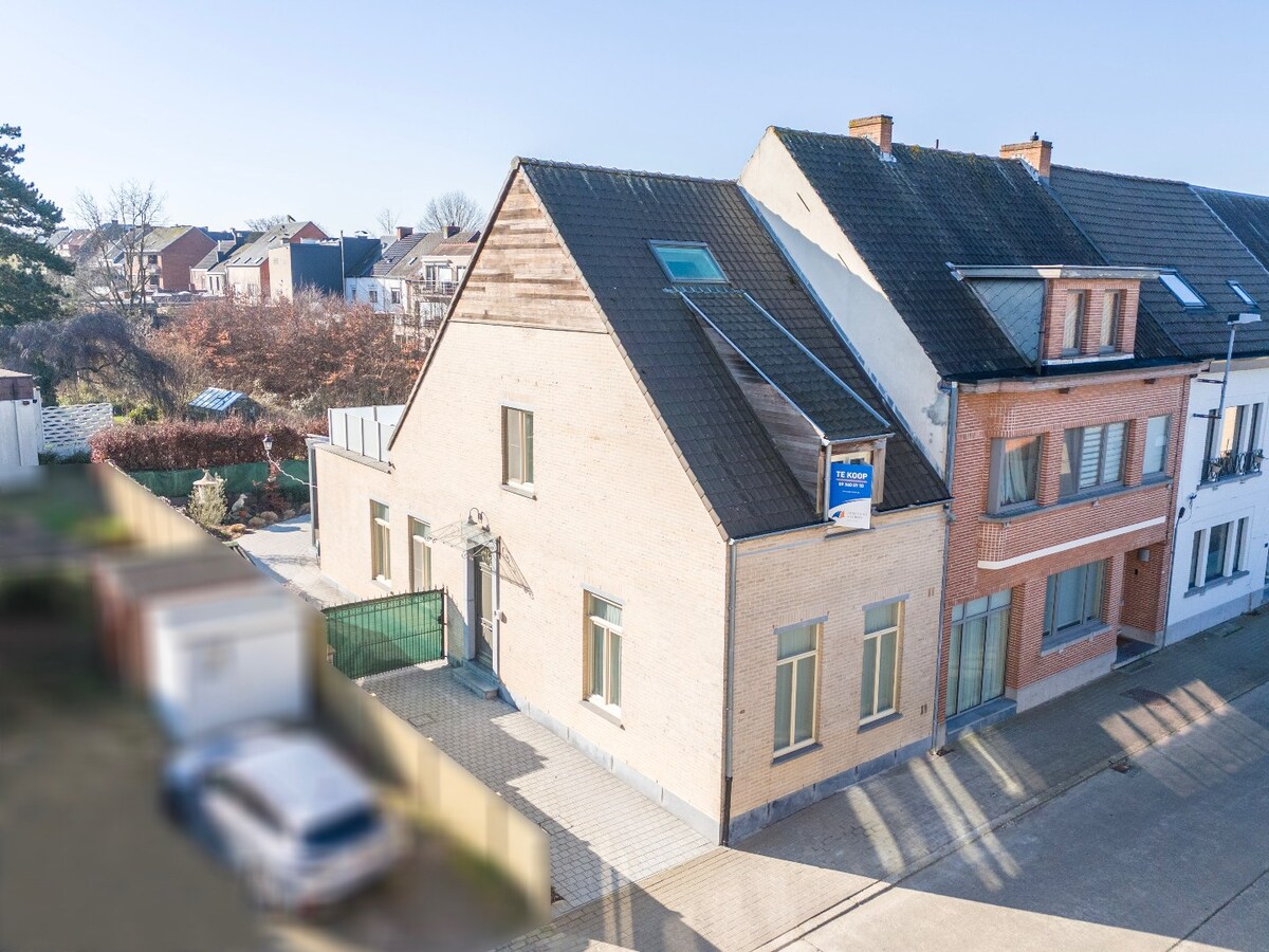 Ruime en instapklare HOB met zuidgerichte tuin te Bevegem 