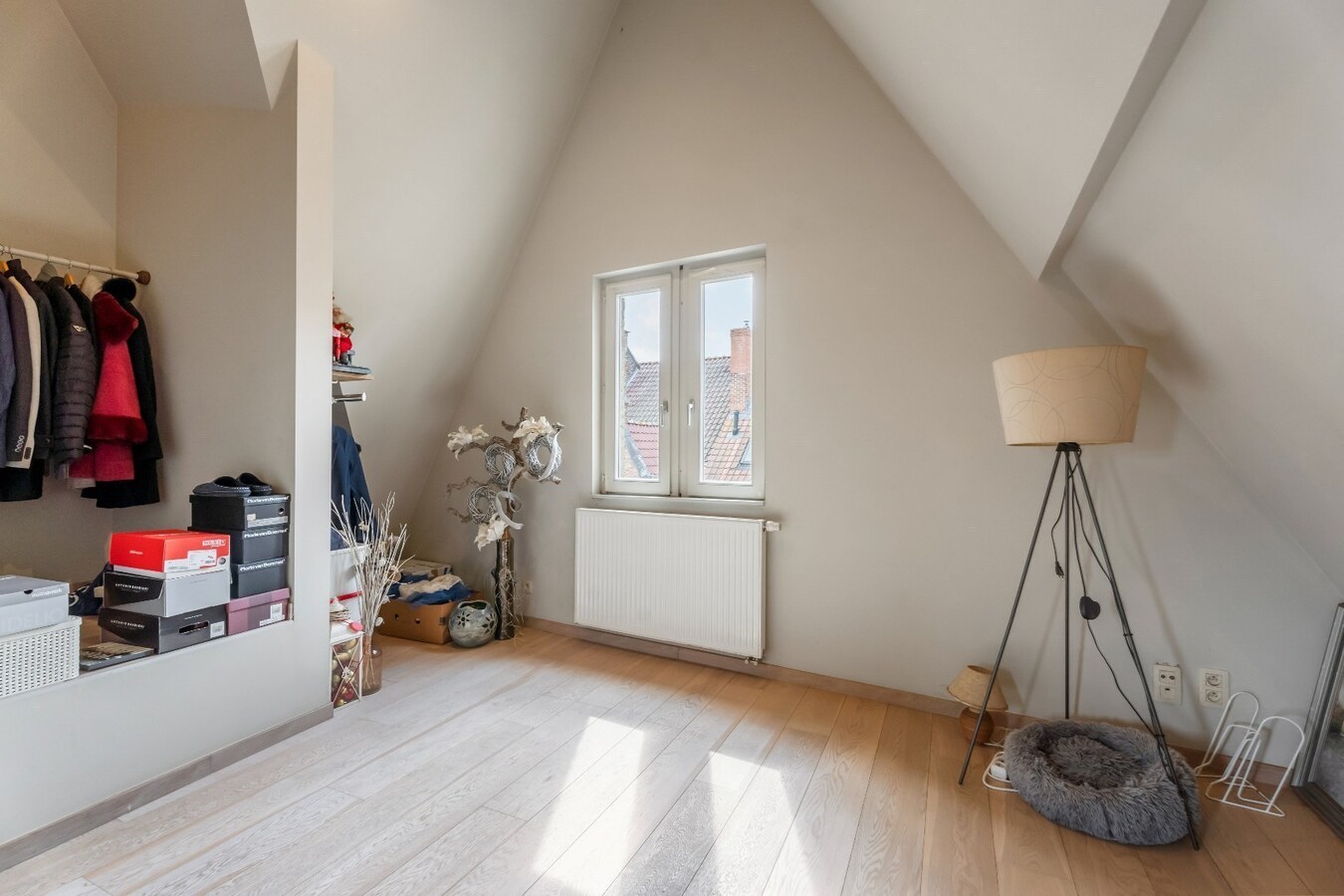 Uniek triplex met zonneterras van 75 m² in hartje Ieper 