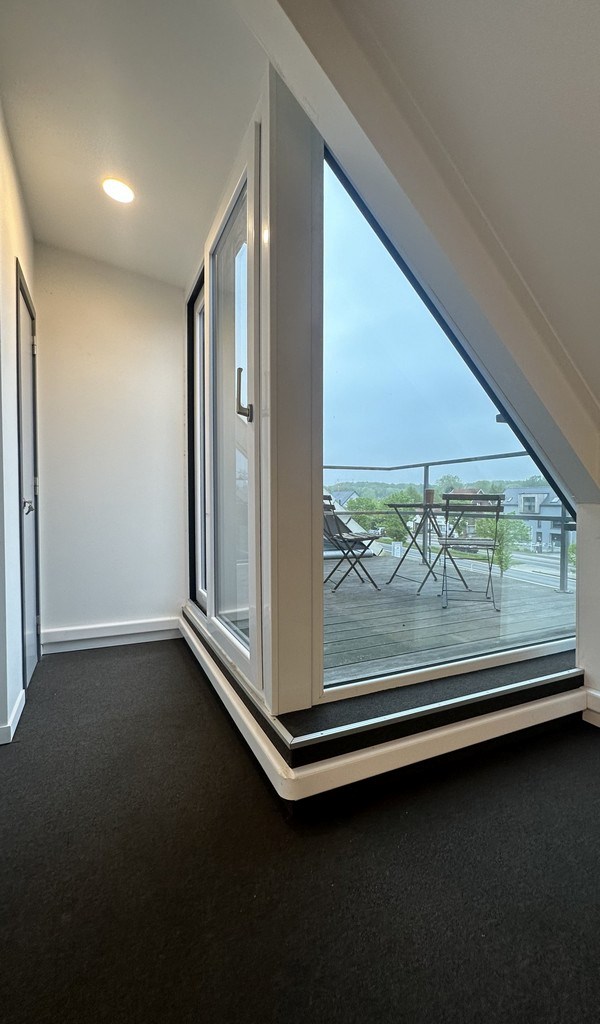 Kantoren te huur op zichtlocatie langs Kortrijksesteenweg in Sint-Martens-Latem