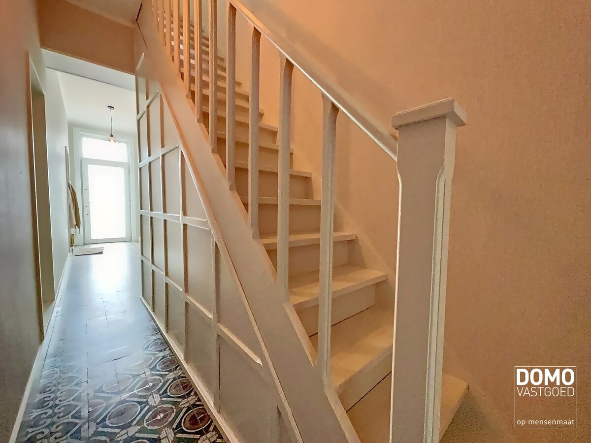 RUIME WONING MET TUIN EN 3 SLAAPKAMERS IN HERK-DE-STAD 