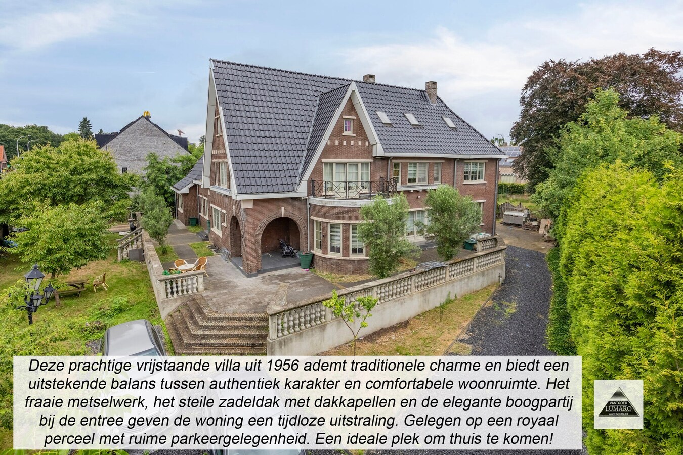 Villa / praktijk / BenB/ kamerwonen /... - Koolmijnlaan 11, Houthalen - perceel 2.700 m². 