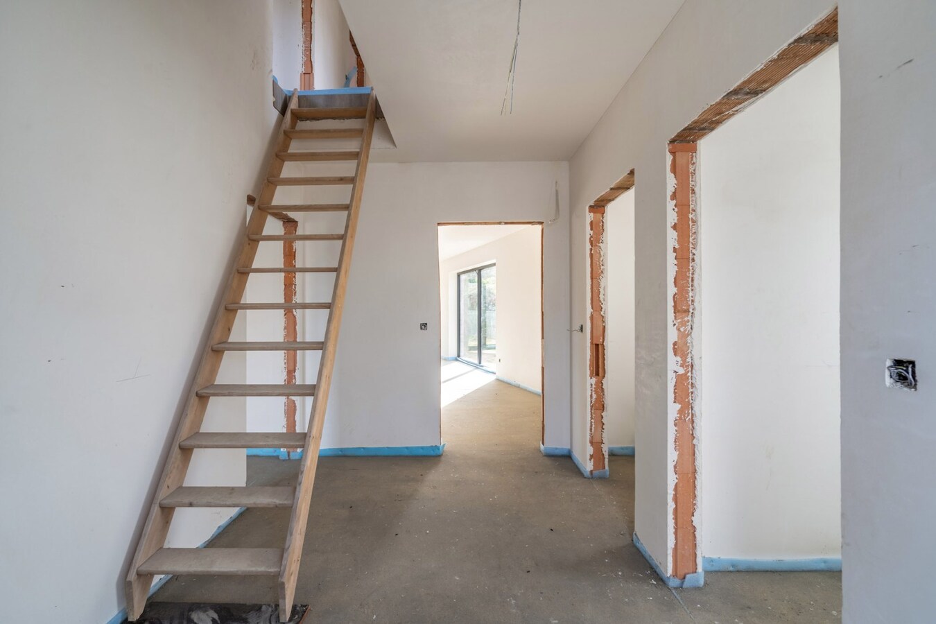 Nieuwbouwwoning met 4 Slaapkamers. 