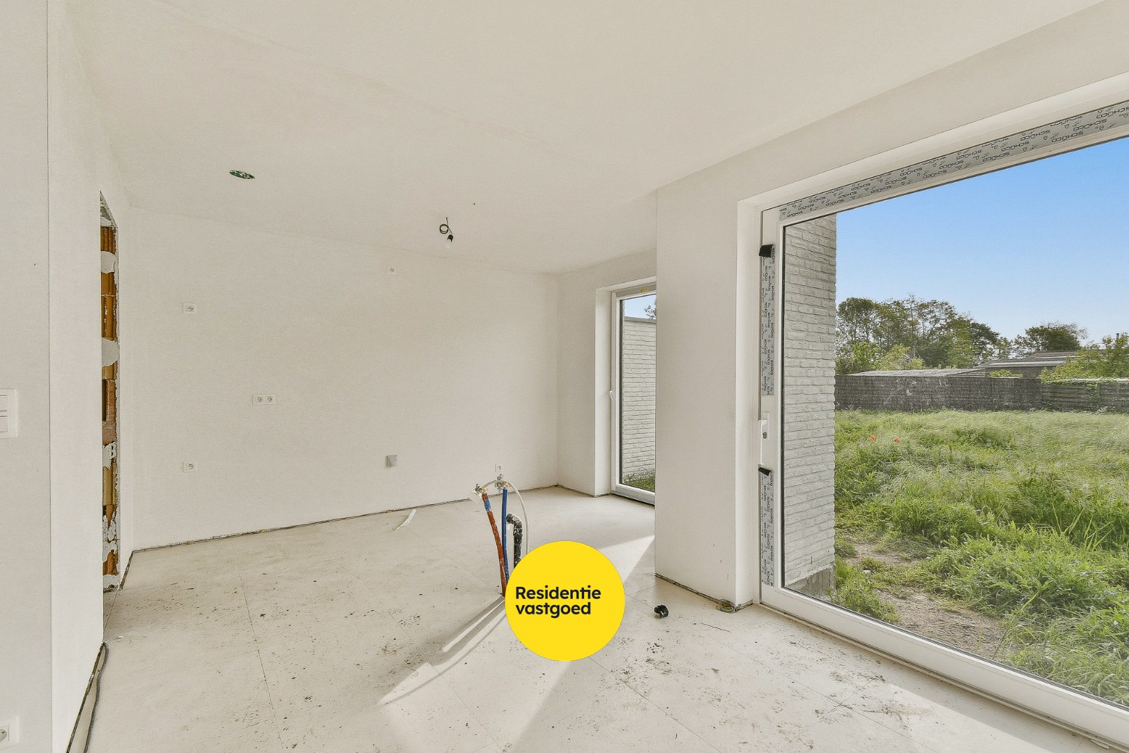 Gezinswoning met drie slaapkamers op goeie locatie 