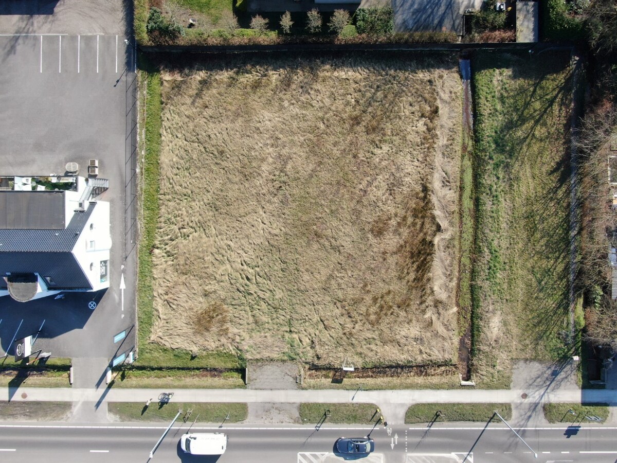 Projectgrond voor een totaal van 2.300 m² op een zichtlocatie te Schilde 