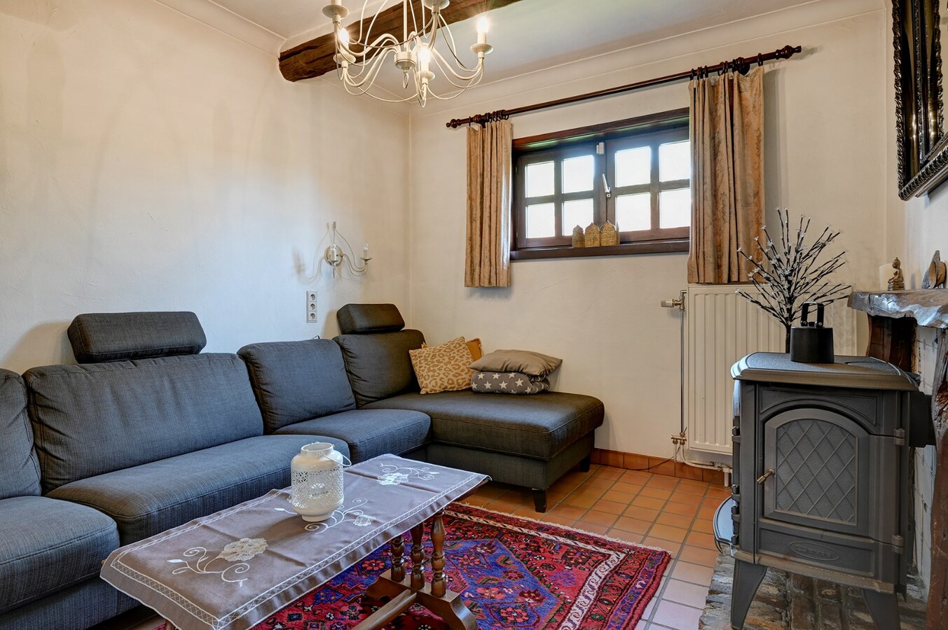 Charmante villa gelegen op een perceel van 10 are 