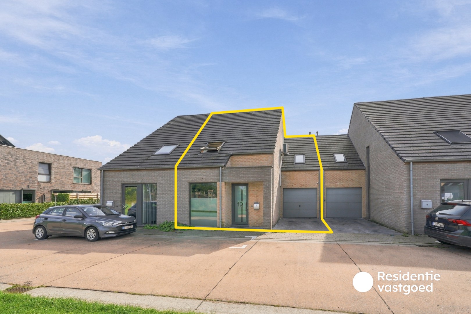 Instapklare woning te koop met garage en tuin! 