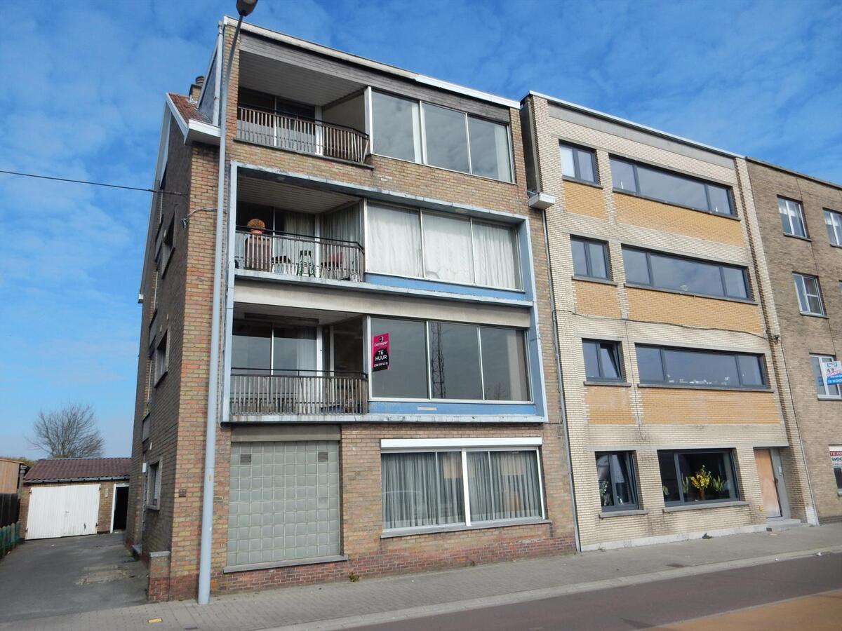 Vernieuwd appartement met 2 slaapkamers 