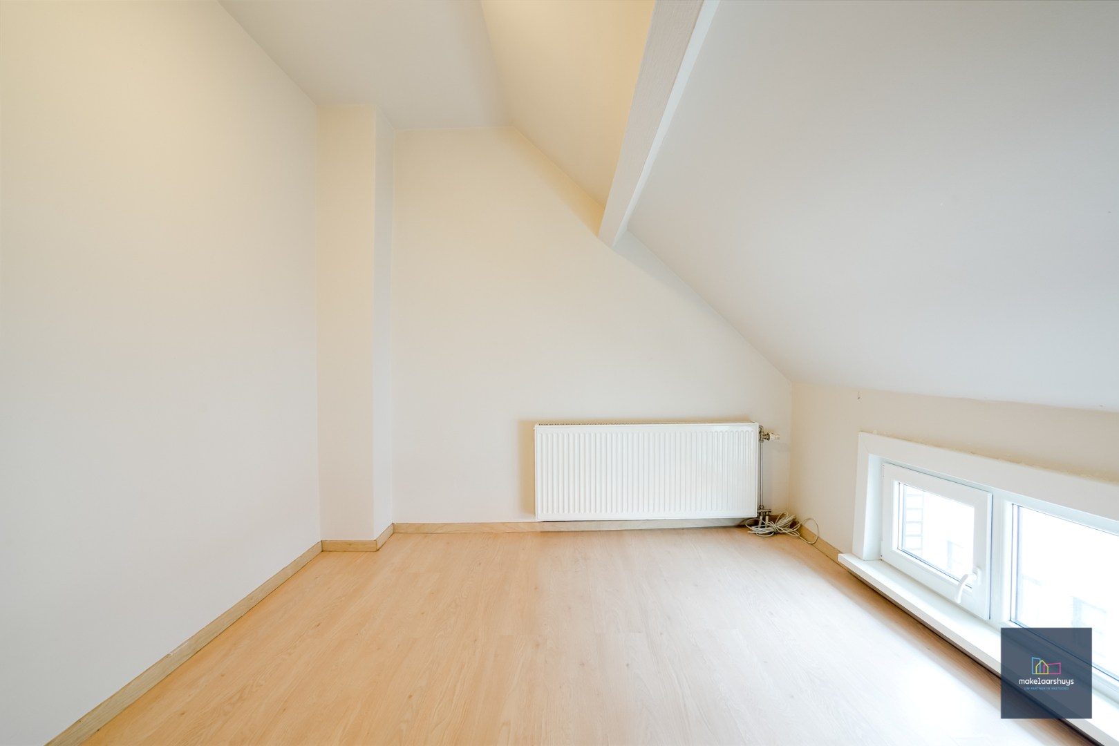 Woning met 4 slaapkamers en koer nabij centrum Gent 