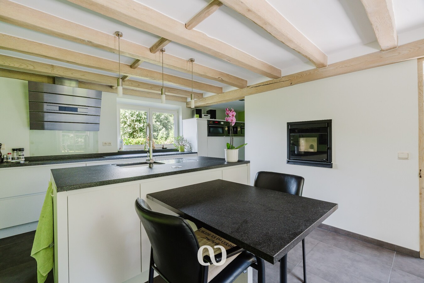 Charmante woning op meer dan 3.000 m² met uniek uitzicht in Maarkedal 