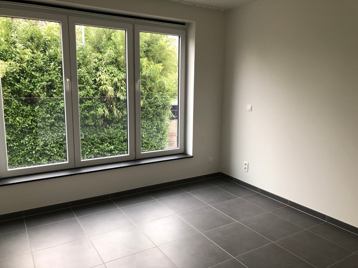 Nieuwbouw 2-slpk-appartement met terras te Asper 