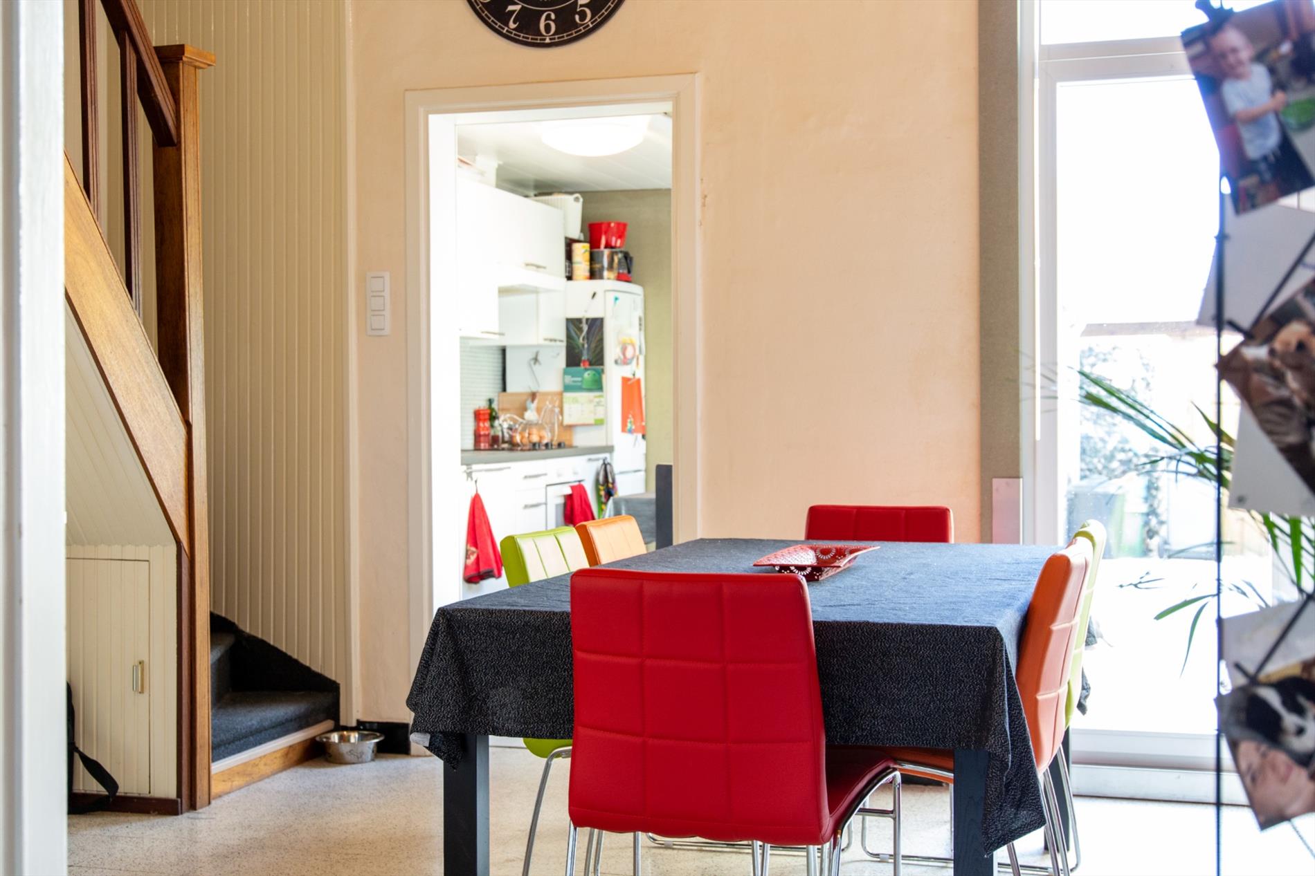 Gerenoveerde rijwoning met 2 slpks en koer te Zelzate 